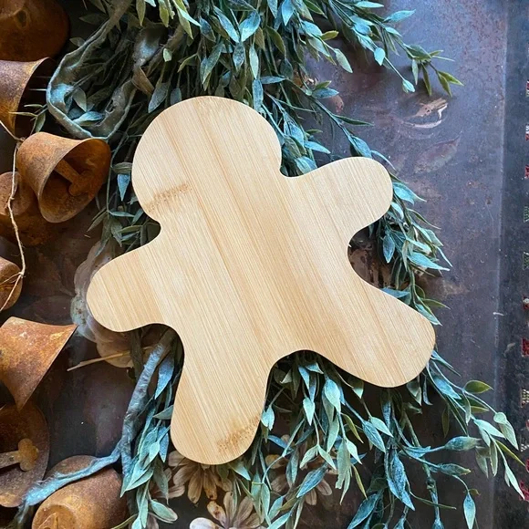 NWOT Unfinished Wood Gingerbread Man Small Tray Holiday Decor - Picture 6 of 15